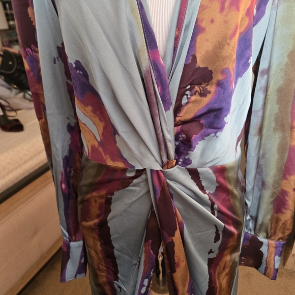 Fashion Nova Vibrant Long Sleeve Maxi Dress - Picture 4 of 9